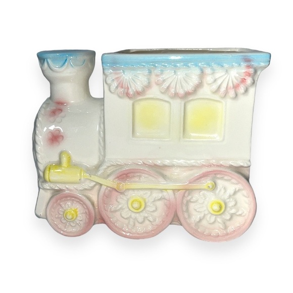 Vintage‎ Baby Nursery Train Planter Relpo Japan Decorative Nursery Pastel - Picture 1 of 8